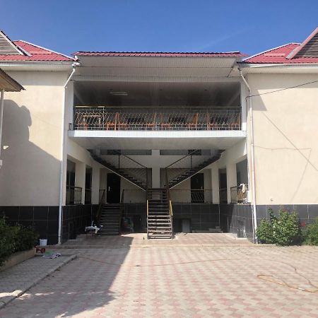 Гостевой Дом Айша Guest House Aisha Cholponata Buitenkant foto