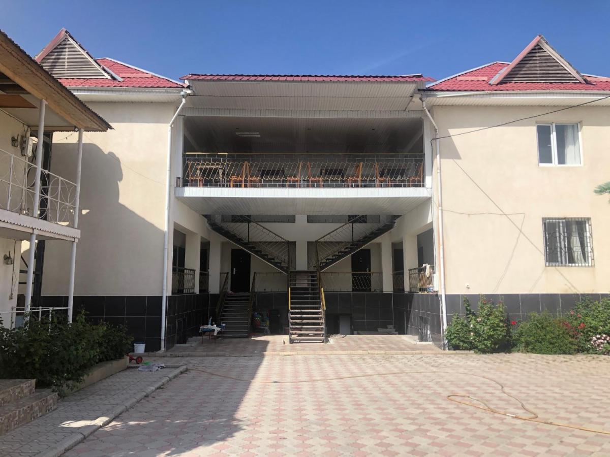 Гостевой Дом Айша Guest House Aisha Cholponata Buitenkant foto